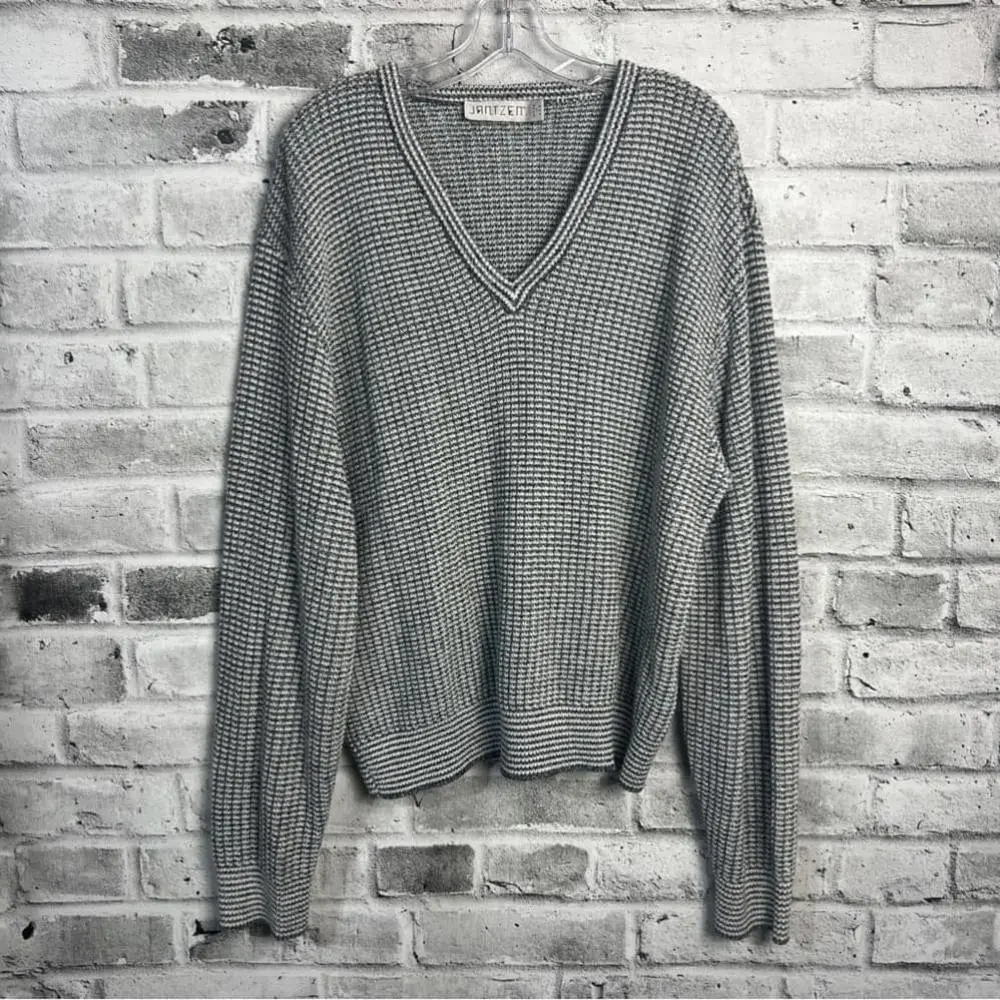 Vintage 90s Jantzen Chunky Rib Knit Oversized V-Neck Pullover Sweater - Picture 6 of 11
